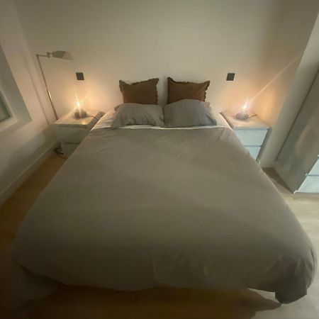 Confort Al Lado Del Rio Madrid Exterior photo